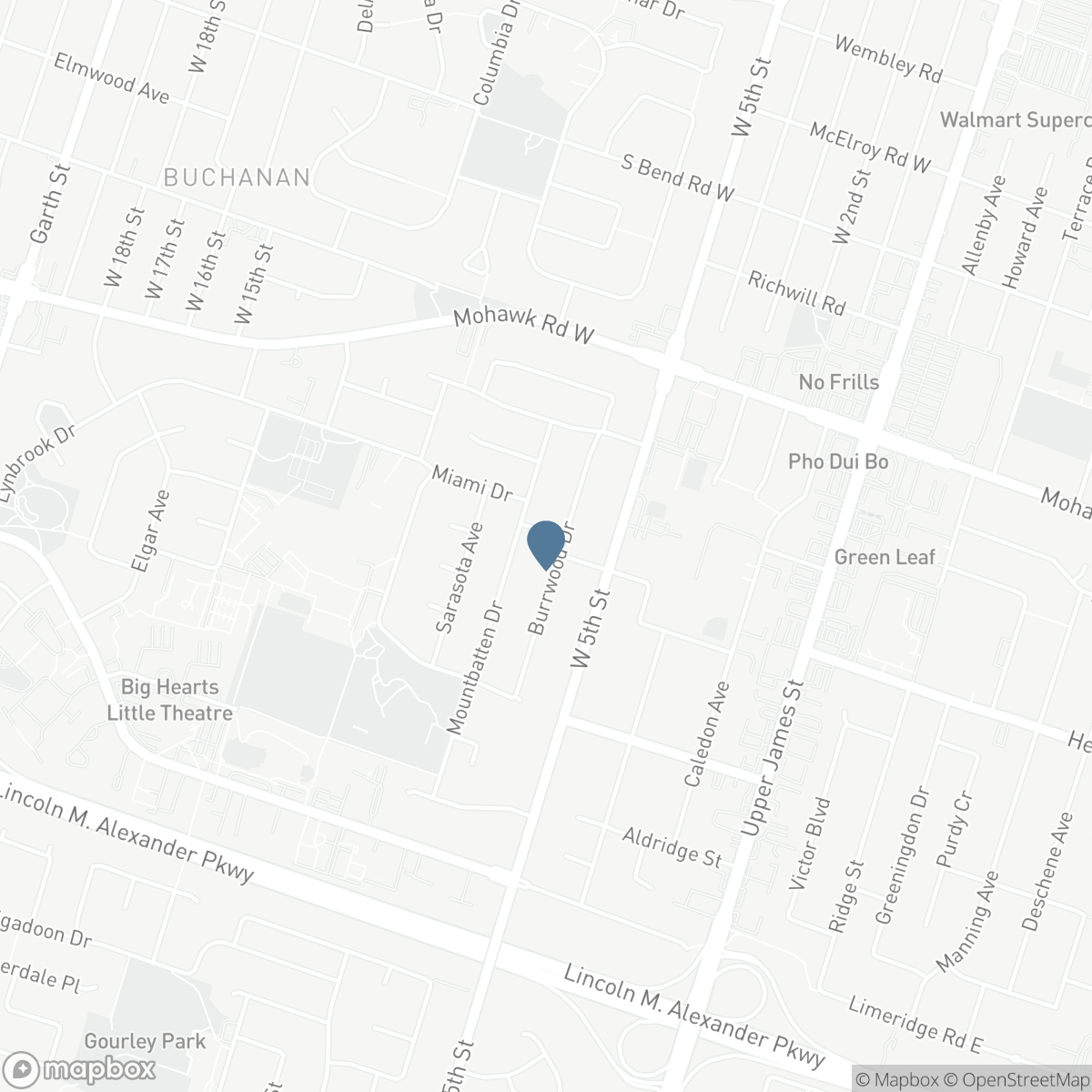 15 CLEARWATER DRIVE, Hamilton, Ontario L9C 2K1